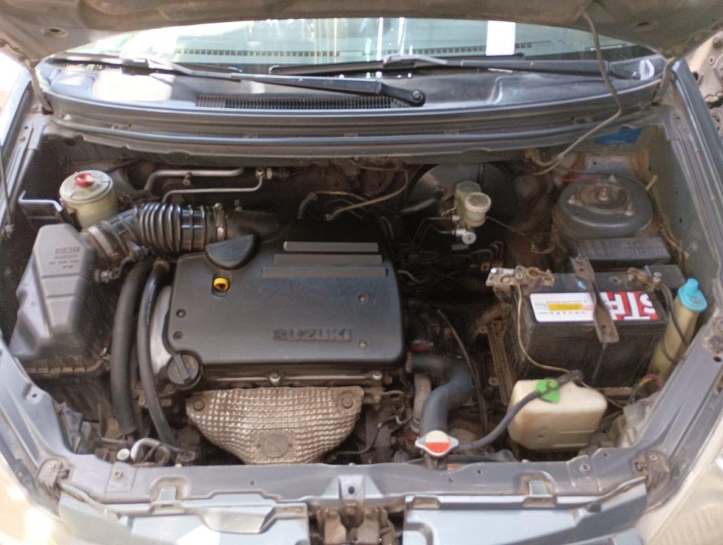  Suzuki AERIO 2004    EN DESARME